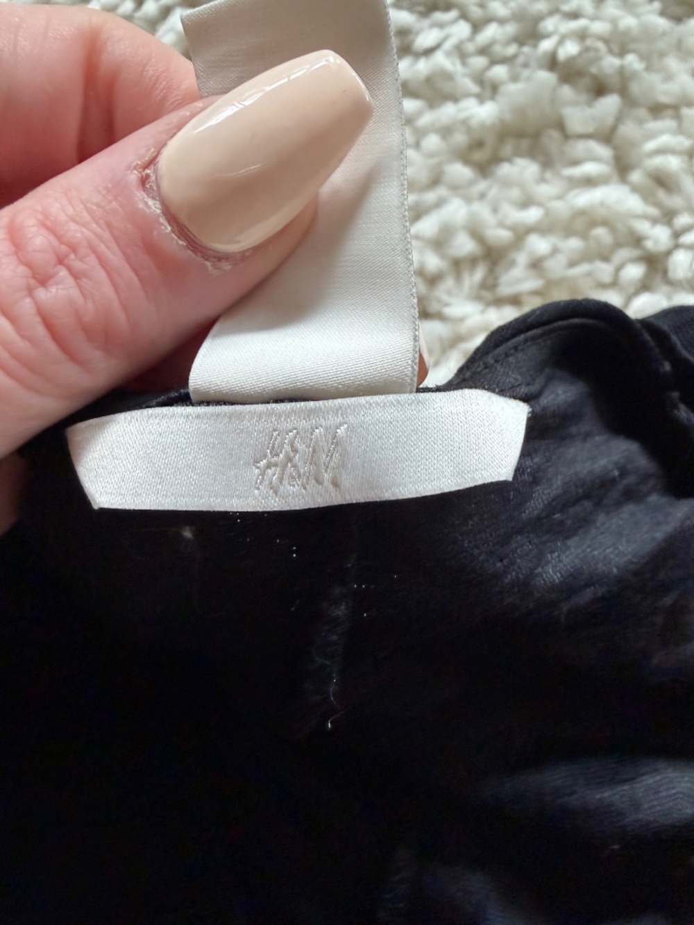 Slim-fitting mini H&M Black Textured evening going out date V-Neck Long-Sleeve M - Picture 7 of 7